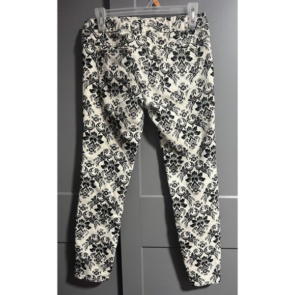 Free People Women's Black & White Abstract Skinny Leg Textured Pants Size 25 - Picture 2 of 5